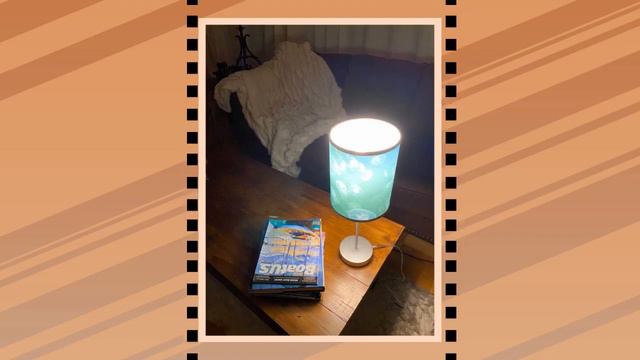 Teal Blue Jelly Fish Lamp on a Stand, US|CA plug/Jelly Fish Light/Moon Jellies at Night