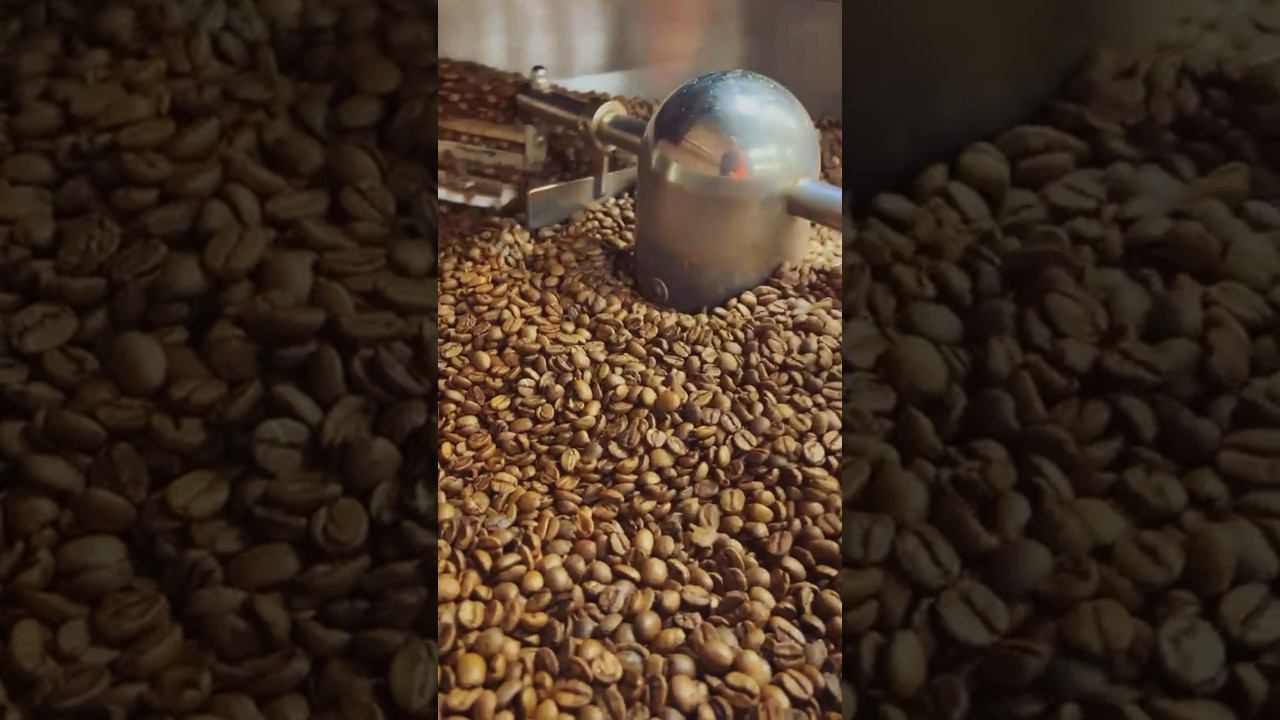Обжарка нашего фирменного #coffee ☕️