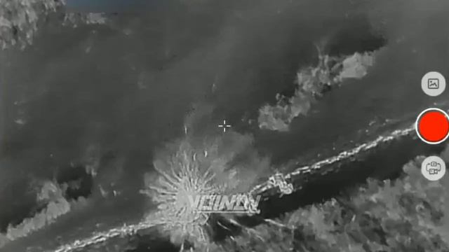 Полевая полночь, в складках которой от русской малой авиации по всей линии фронта пытаются спрятать