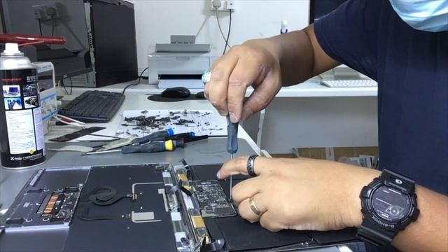How to Fix Macbook 12-inch A1534 | Not Charging | Charging port replacement