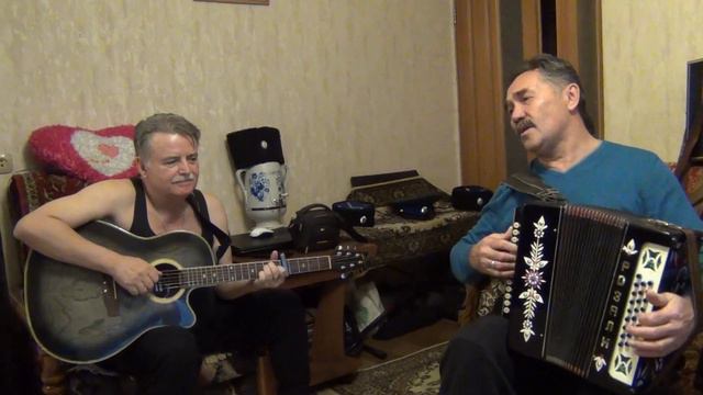 НЕ ГАДАЙТЕ НА РОМАШКЕ_гармонист Владимир Опарин...