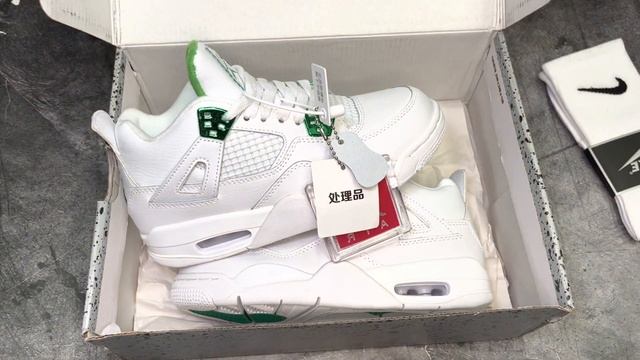 Обзор Air Jordan 4 Retro Green Metallic от StepInKross