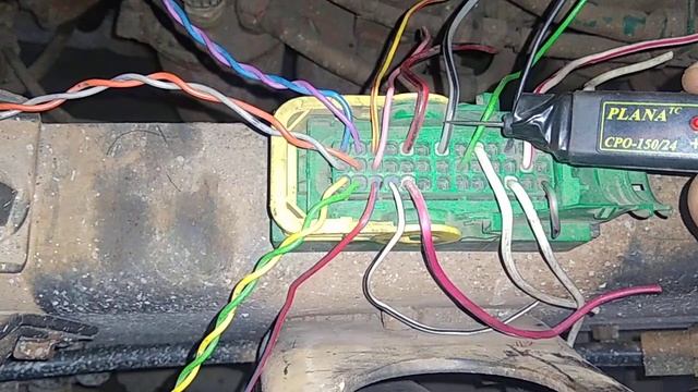 Conector do módulo do motor D13 Volvo FH 460