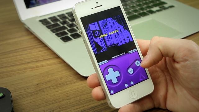Gameboy на iOS без джейлбрейка!
