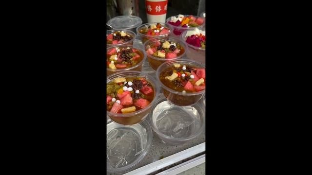 Чэнду гастрономические ужасы. Самый огромный магазин в мире.