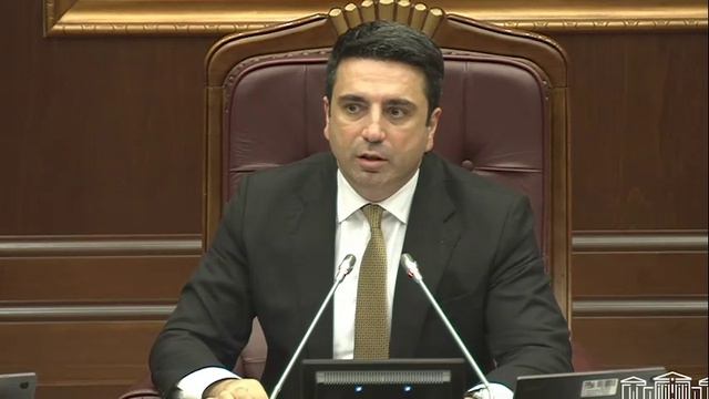 🇦🇲Депутаты армянского парламента устроили потасовку во время выступления Пашиняна.