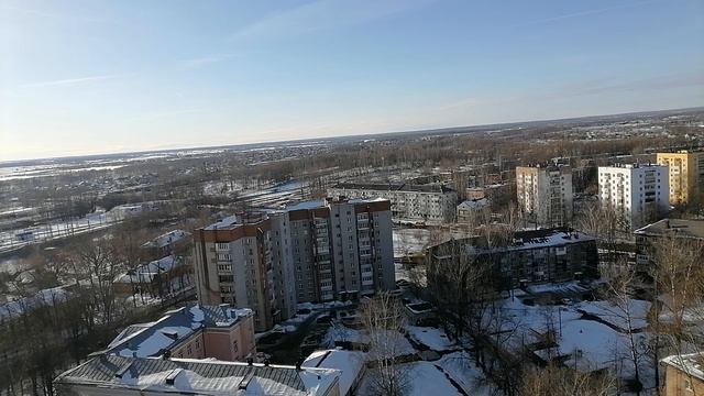 Вид с 18 этажа ул 3Жилая 11 на электропоезд Данилов Ярославль снято 06.03.2024г