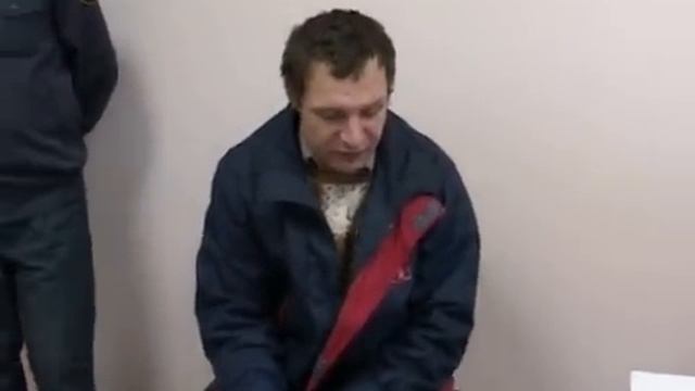 Преступник избил даму и отобрал 50 000 рублей