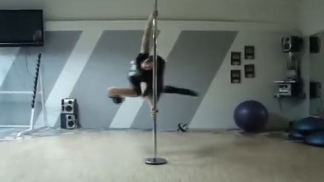 Стрип пластика на пилоне  360