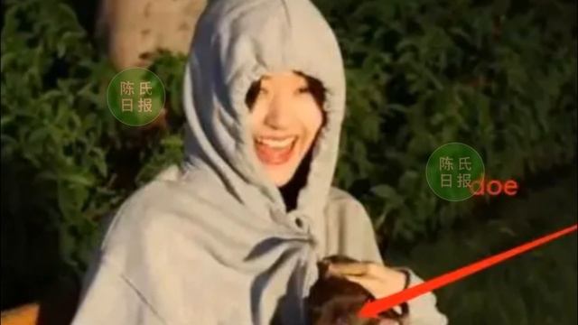 【陈氏日报2月4日】《#斗罗大陆2》剧组有动静了！爆料正在争取#肖战 回归。#赵露思 男友曝光？《#无名》赔钱后，梁朝伟又一新电影来了？#xiaozhan #zhaolusi #showbiz