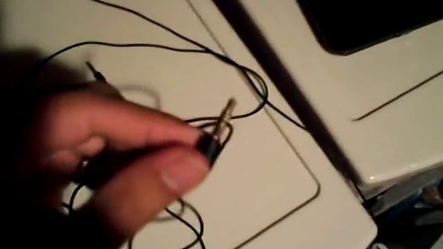 How to use an external microphone on a HP Mini Netbook