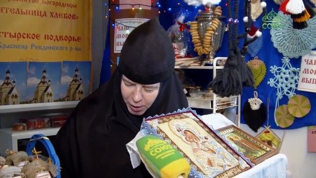 В Екатеринбурге проходит выставка Храмовое зодчество Урала.