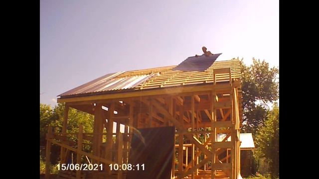 Крыша в каркасном доме 6х6 м, монтаж профлиста своими руками, бюджетный вариант.