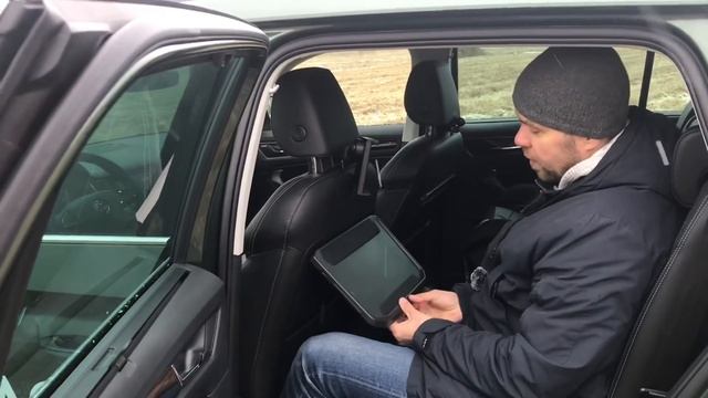 Чери Тигго 8 против Шкоды Кодьяк. Сравниваем САМЫЕ БОЛЬШИЕ кроссоверы Chery и Skoda