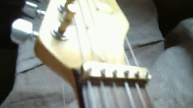 Stratocaster Tremsetternon tremolo multilocus pin  nut for STRAIGHT STRINGS patent 
