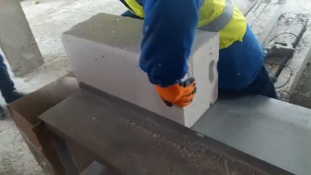Приспособление для нарезки пазов в газоблоке