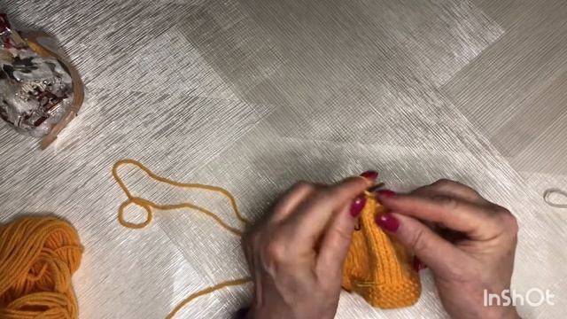 Как связать шапочку для малыша. Шапочка для малыша. МК