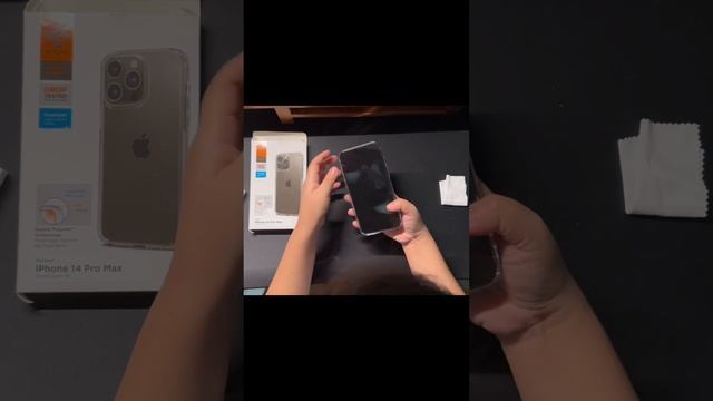Unboxing Spigen Crystal Hybrid Case for iPhone 14 Pro Max