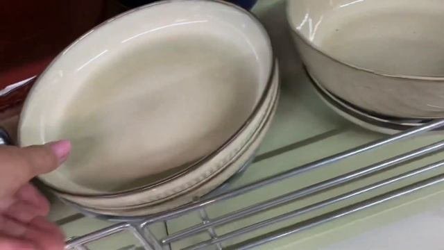 Фамилия ?есть чем полюбоваться и может быть купить??