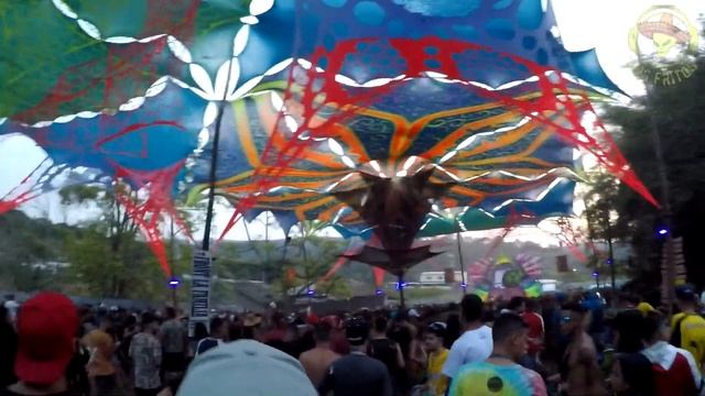 AZZURA VS SIDEWAVE  VITOR KLEY - O SOL TRANCE REMIX  LIRIO