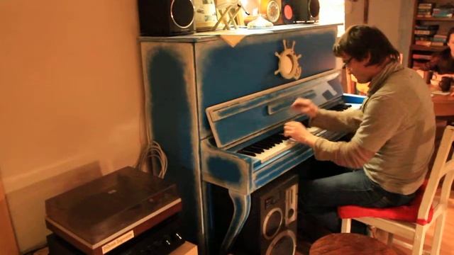 MVI 3502 Казань .Циферблат на университетской.  R. B. On Piano