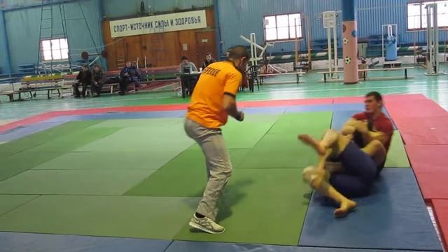 Чемпионат СЗФО по грепплигу Fila No-Gi 1/2 финала +100 кг Шаталов Василий - Селезнев Антое