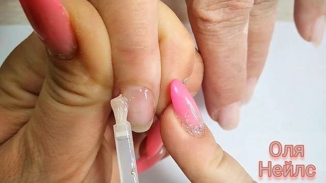 корекция ногтей. нежный маникюр.