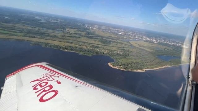 Как купить самолёт. Курсы пилота. Второй пилот управляет самолетом. Первый полёт на своём самолёте