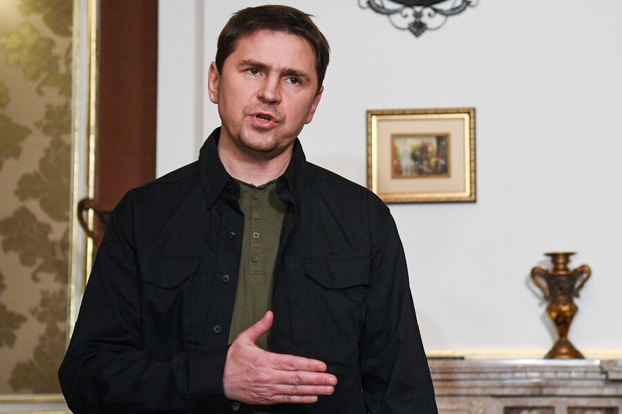 Подоляк призвал меньше думать об утечках а больше давать дальнобойного оружия Украине  новости