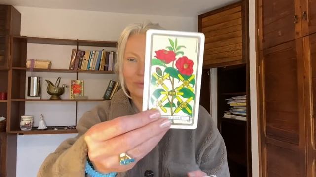 КАК НАЧИНАЕТСЯ ПРЕДАТЕЛЬСТВО/С КЕМ ОН ОСТАНЕТСЯ/UK - КОНЕЧНАЯ/КОЛЛЕКТИВ КАК ТЕРРАРИУМ/НА БУКВУ 