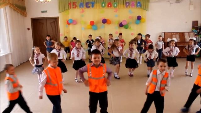 Флешмоб  "15 лет ОАО РЖД"  г. Магнитогорск