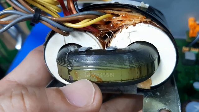 sony CDP-X3000 cắm nhầm 220v