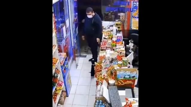 ИСПУГИ ЛЮДЕЙ И ЖИВОТНЫХ ДО СЛЕЗ | Лучшие приколы 2021 #4 #испугилюдей #приколы2021 #приколытикток