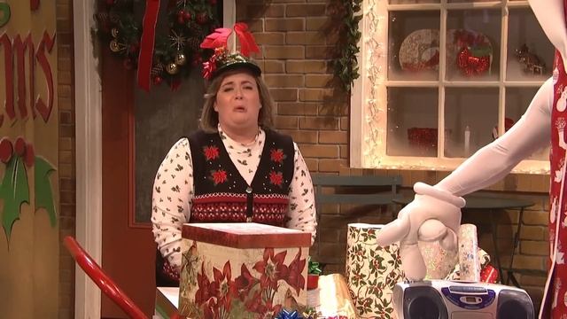 Bring It on Down to Wrappinville - SNL
