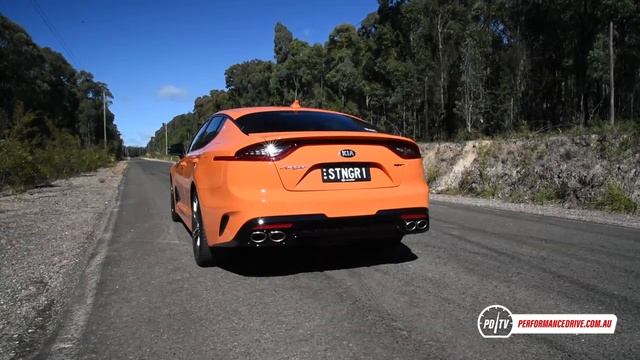 2020 Kia Stinger GT 0 100km h & engine sound