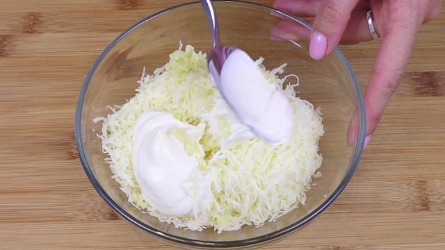 Сырные шарики . Пикантная праздничная закуска. Новогоднее меню 2022 / Cheese balls. Eng sub