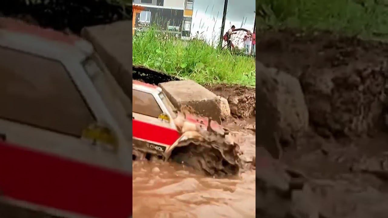 Грязевой душ jeep Cherokee