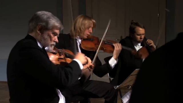 David Oistrakh Quartet plays Shostakovich string quartet No.3 Op. 73. Квартет имени Давида Ойстраха