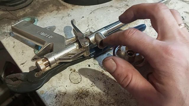 Невозвратный клапан пистолета для монтажной пены