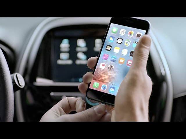 Вот так работает Apple CarPlay в системах Kenwood