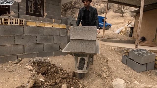 Nomadic House Transformation: Sajjad's Kitchen and Staircase Masterpiece