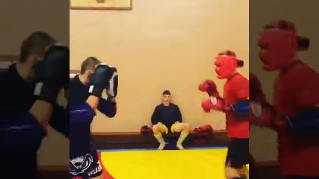 спарринг на локтях борисов патриот
