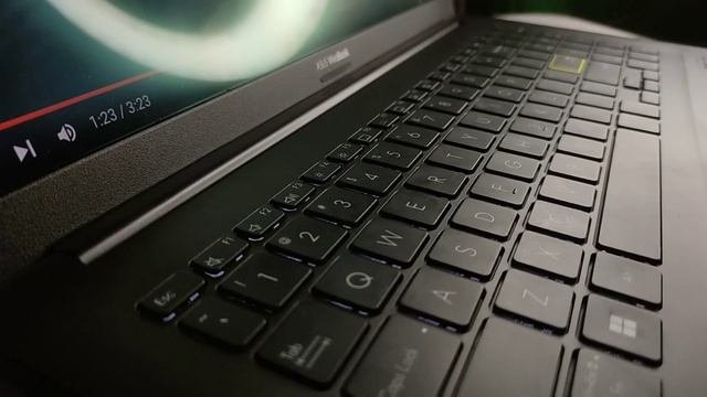 OLED Laptop For *Student's* Let's Review!! Asus Budget OLED Laptop Under ₹45,000?Free MS Office.??