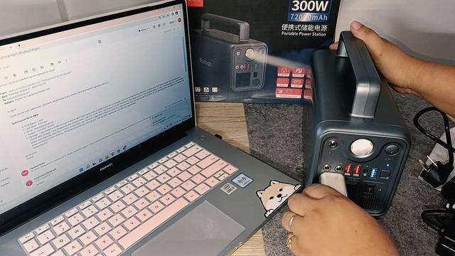 Yoobao EN300WLPD 7200mAh 300W Power Station Unboxing and Review!