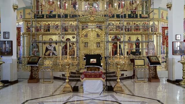 Великая Суббота. "Да молчит всяка плоть человеча". Храм Петра и Павла г. Алматы.