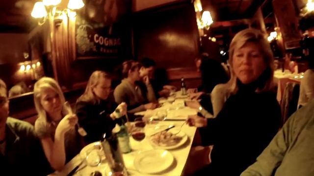 Restaurant Relais de L'Entrecote.MP4