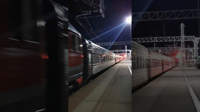 Поезд на Ленинград #поезд #тверь-питер #россия #путешествия #дорога #впуть #поездка