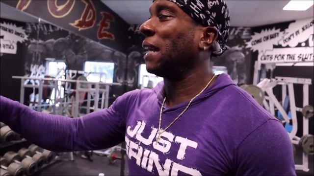 Mini Bulk | Pre Workout Oatmeal Snack | Delts & Biceps Training Footage