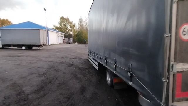 Не повезло опять колесо и на том же месте  небольшой снег в Питере. ??????