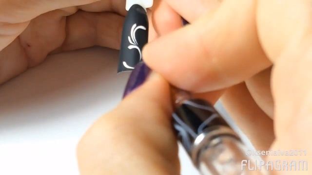 МК дизайн вензеля. Очень простой дизайн гель лаком . Матовый топ. Vogue nails